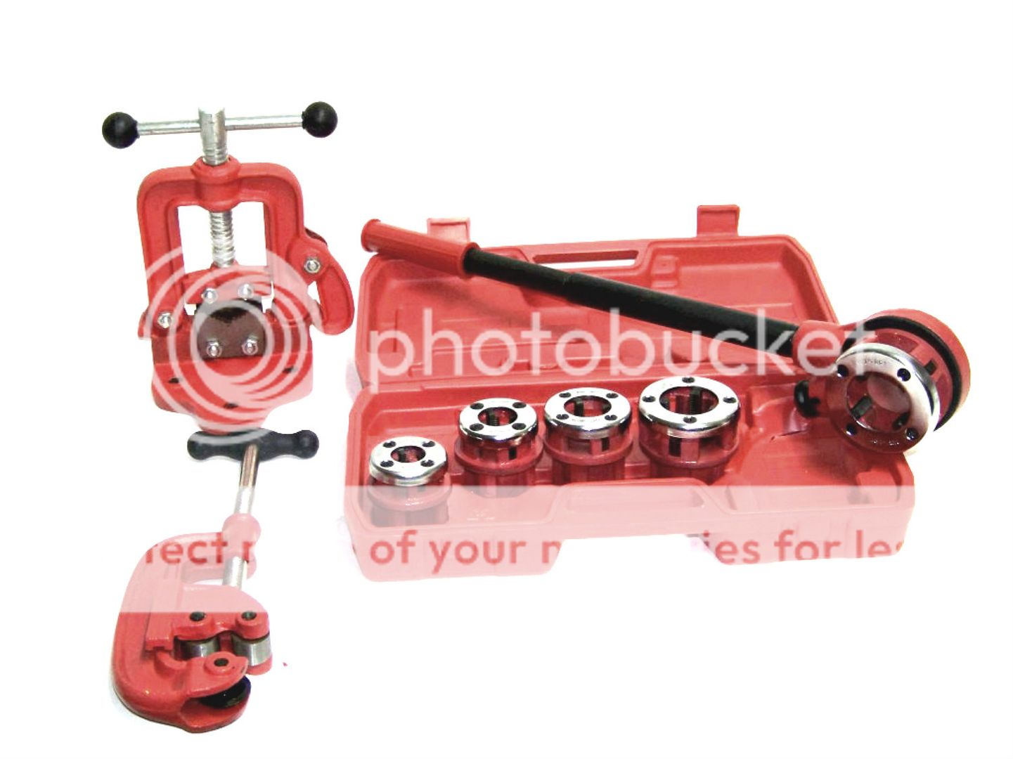 RATCHET PIPE THREADER WITH 5 DIES AND PIPE CUTTER 2 + CLAMP ON PIPE